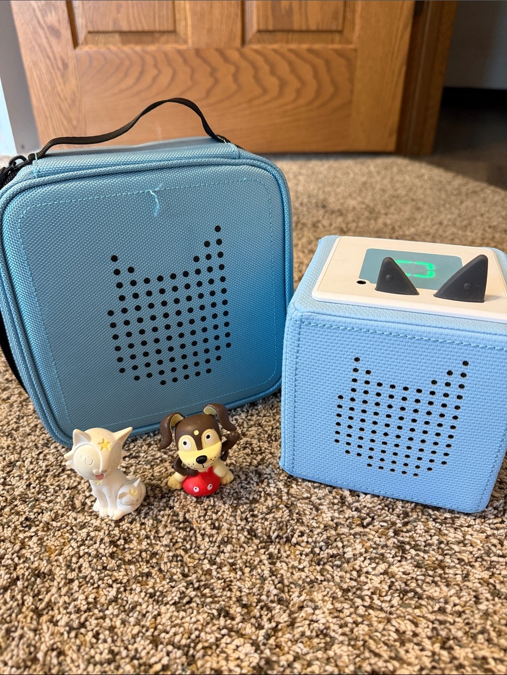 Toniebox Blue Portable with 2 Tonies and Carry Case